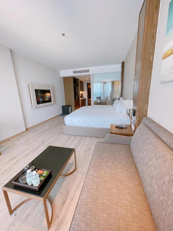 Panorama Sky Blue Nha Trang Aparthotel Exterior photo