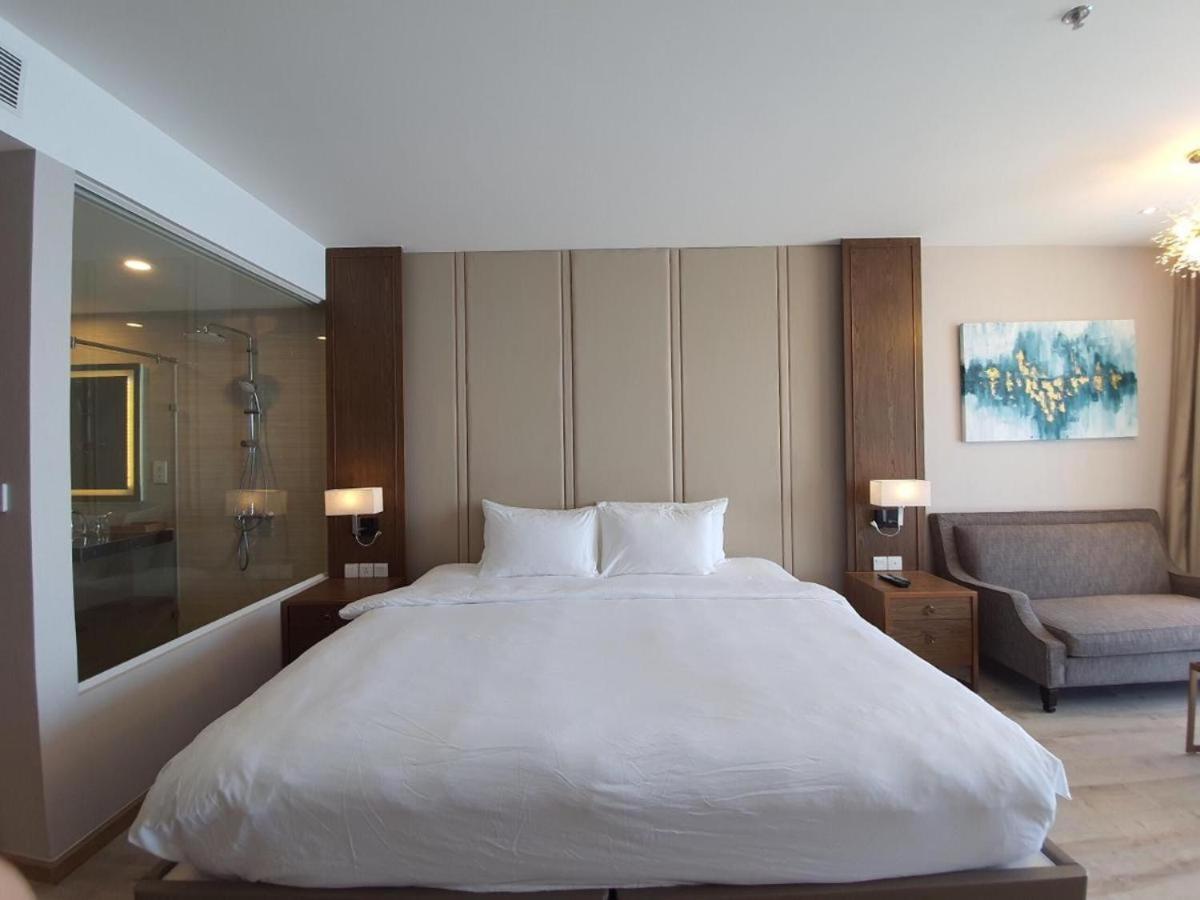 Panorama Sky Blue Nha Trang Aparthotel Exterior photo